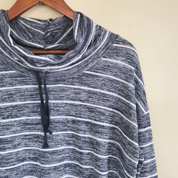 Banana Republic Cowl Neck Long Striped Tunic Blue Women’s Small - Picture 4 of 6